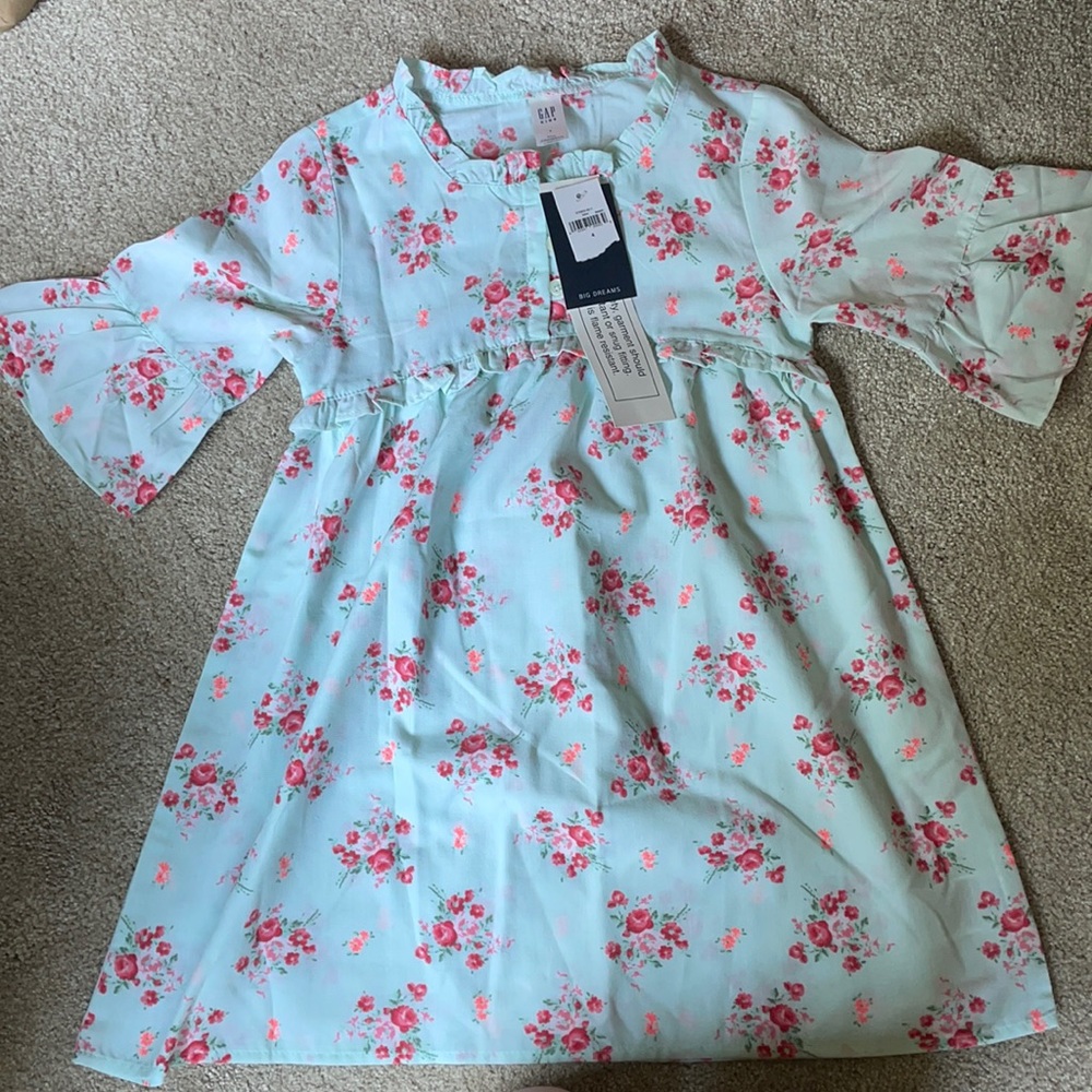 Beautiful toddler nightgown